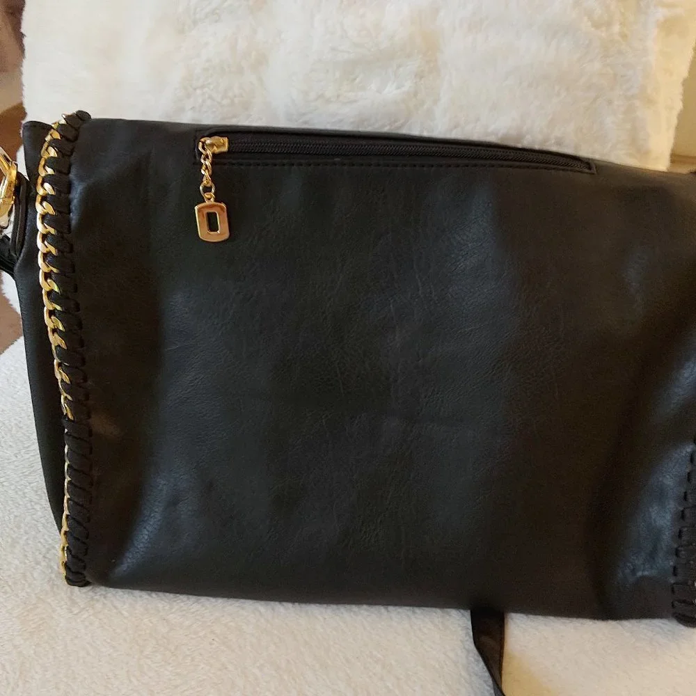 Designer Style Stella McCartney Style Crossbody Clutch Bag Black Gold Chain - Picture 9 of 15